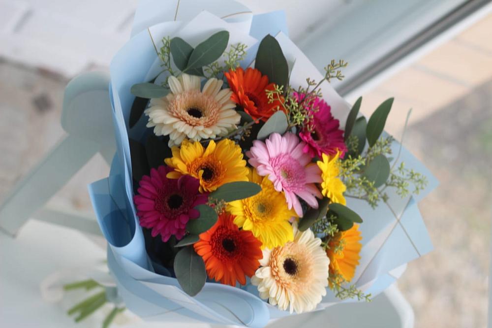 Букет мини герберы в Петушках Букет цветов из: Герберы в Петушках