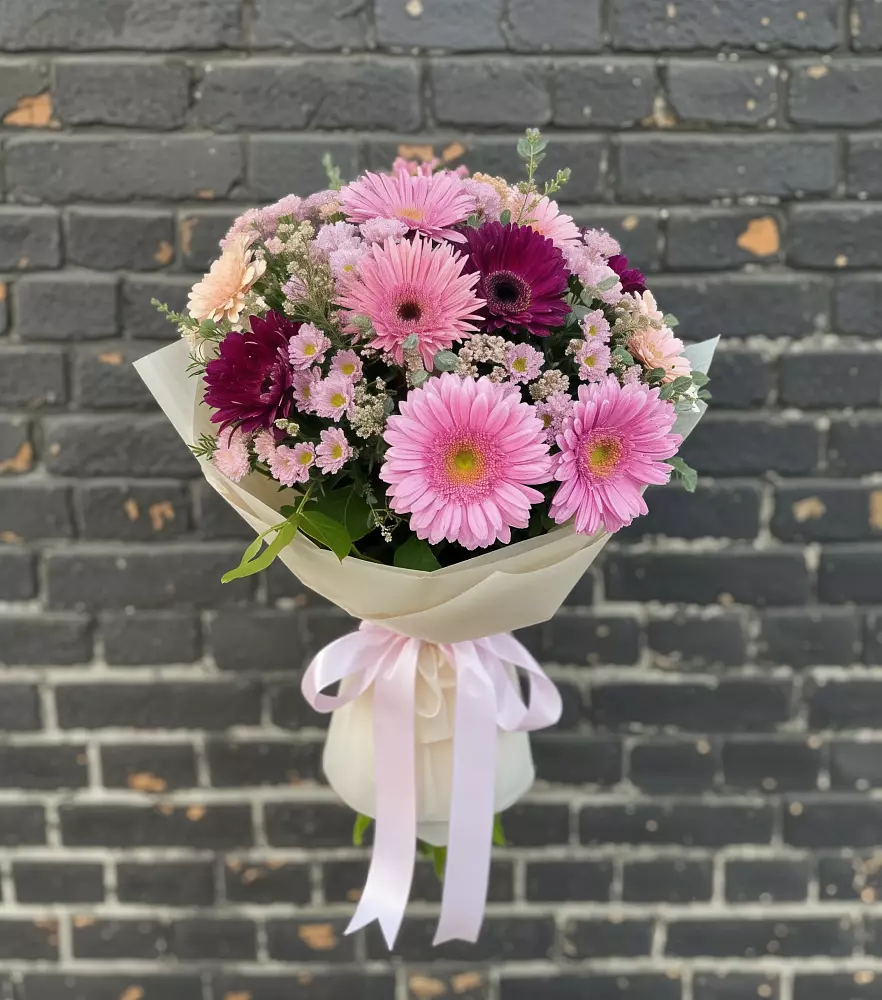 Букет яркие краски в Петушках Букет цветов из: Герберы и Хризантемы в Петушках