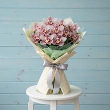 Букет 11 орхидей в Петушках Букет цветов из:  Орхидеи и Розы в Петушках