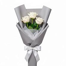 Букет 3 белые розы в Петушках Букет 3 белые розы в Петушках