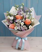 Букет Утренняя свежесть в Петушках Букет цветов из:  Лизиантусы, Розы, Альстромерии и Гипсофила в Петушках