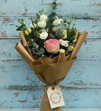 Букет нежный привет #REPLACE_PRED# Петушках Букет цветов из:  Розы и Лизиантусы #REPLACE_PRED# Петушках